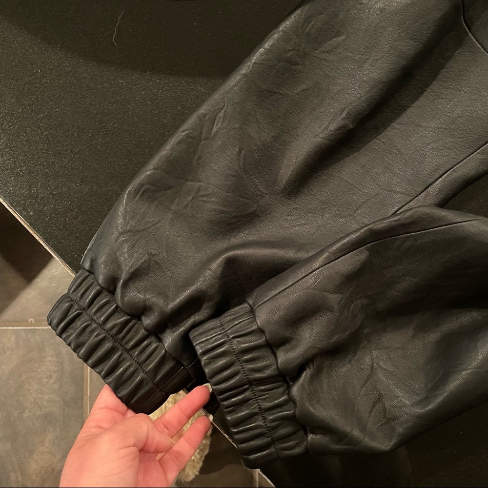 VERONICA BEARD Wasia leather jogger - Picture 10 of 14